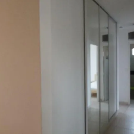Caraire De Sauviou Apartman